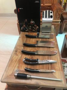Bộ dao Đức đầy đủ các loại tiện sử dụng và rất chất lượng