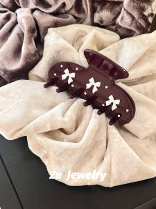 Mid-size Diamond Embedded Butterfly Knot Hair Clip French Half Updo Shark Clamp Autumn Winter New Style Fresh out Korean Style