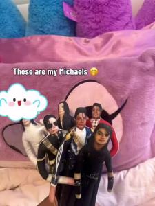 Đồ Chơi Nhồi Bông Michael Jackson Cổ Điển Búp Bê Vải Sưu Tầm Với Diện Mạo Sân Khấu Kinh Điển Tượng Nhỏ Thủ Công Làm Quà Tặng Cho Người Hâm Mộ Vật Trang Trí Âm Nhạc