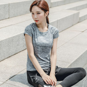ชุดโยคะแห้งเร็วสำหรับผู้หญิง ชุดออกกำลังกายวิ่งตอนเช้าในฤดูใบไม้ผลิและฤดูร้อน ชุดออกกำลังกายฟิตเนสที่ดูดีและกระชับสัดส่วน