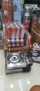 Thanh hương Q6: 4 lon gas có gas đầy 100% NAMILUX an toàn chống cháy nổ.Ì