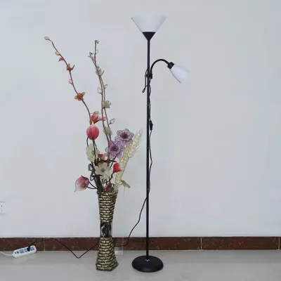 Đèn cây đứng trang trí 2 nhánh kèm 2 bóng led