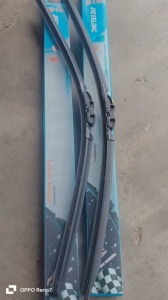 MỘT CẶP (2 CÁI) Chổi gạt mưa Mercedes-Benz C-Class