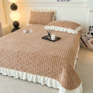 Kiss Dear | Fluffy Warm Rabbit Fur Milk Velvet Bedspread