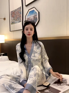 Print Fashion Women Pajamas Ice Silk Sleepwear Long Sleeve Suit Pyjamas