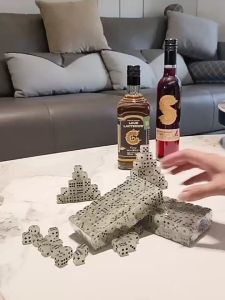 12 Buah Dadu Glow In The Dark 16MM Bahan Resin Dice Luminous Hijau Saat Malam