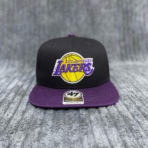 TOPI PRIA HIPHOP SNAPBACK LEK3RS 2 WARNA BAHAN KATUN LOGO BORDIR TIMBUL FULL TAG FULL LEBEL