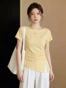 AIYITI | Plus Size Yellow Boat-neck Short Sleeve Tee
