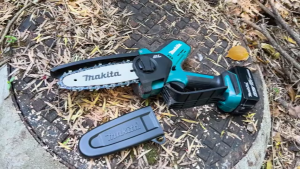 Makita DUC150 Brushless DC Pruning Saw 18V 150mm