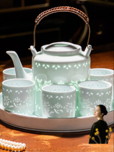 COMEPUSSI | Hộp Quà Sang Trọng Bộ Trà Celadon Dưới Men