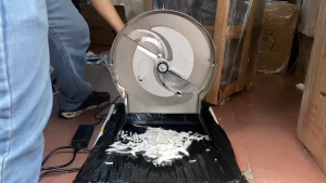 HÀNG MỚI BẢO HÀNH 12 THÁNG MÁY CẮT LÁT RAU CỦ BÀO SỢI.. CHUYÊN CẮT CÁC LOẠI RAU CỦ TƯƠI SỐNG PHỤC VỤ NHÀ HÀNG QUÁN ĂN CHẾ BIẾN THỰC PHẨM