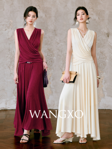 WANGXO | Bộ Đồ Áo V-Neck Xếp Ly và Chân Váy Xòe