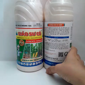 GIÁO SƯ CỎ -Thuốc trừ cỏ phun phủ phun trùm lên ngô mía Quế Misung 15Sc- Chai 800ml Thuốc diệt cỏ phun phủ ngô mía Thành phần Mesotrione 15% An toàn với cây trồng thuốc trừ cỏ chọn lọc hậu nảy mầm sớm