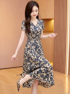 MAIMEI | Slim Fit Beautiful V-neck Summer Dress