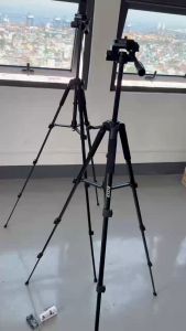 ST-666 For Smartphone DSLR Tripod Aluminum Alloy Stand st666 Accessory Selfie Handle Portable Cellphone Steel 360 Degree Tripod with Phone Holder Camera Foldable Mobile