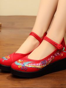 ปักกิ่งสุภาพสตรีรองเท้าเต้นรําปักด้านล่างแบนแบบดั้งเดิม ชุดฮั่นฝู สไตล์รองเท้าเต้นรําส้นหนาลายดอกไม้