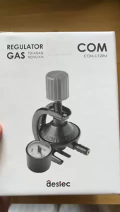 Regulator Gas COM Desitec COM-U12R Tekanan Rendah Standar SNI – Anti Bocor Aman Stabil untuk Tabung LPG 3KG & 12KG
