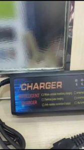 Charger Aki Speda Listrik Sunpro 48Volt: Charger Pintar Dengan 6 Lampu Display & Suara Lembut