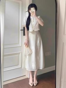 สไตล์จีนใหม่ ผู้หญิง ชุดแฟชั่น กระโปรง 2024 ระดับไฮเอนด์ใหม่ เรียบหรู ปรับปรุง กระโปรงกี่เพ้า ชุดสองชิ้น ฤดูร้อน ฤดูกาล