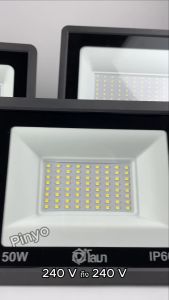 สปอตไลท์ IP66 รุ่นใหญ่ 30w - 300w ผ่านไฟ LED 220v กันน้ำ แสงขาว โคมไฟฟัน ส่วนตัว