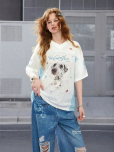 Unifree | White V-Neck Mesh Patch American Puppy Print Loose T-Shirt