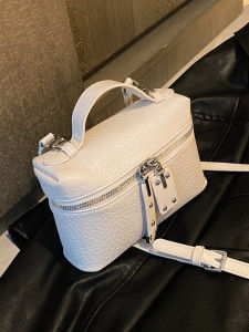 กระเป๋าถือทรงถังแบบสะพายข้างสำหรับผู้หญิง หนัง PU นุ่ม ทรงสี่เหลี่ยมเล็ก กระเป๋าสะพายข้างแบบมีซิป กระเป๋าสะพายข้างแบบลำลอง