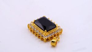 GOLD LOCKET SQUARE DARK GEMSTONE 375 18K