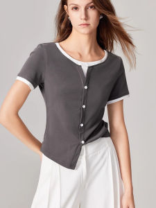 เสื้อยืดคอกลมแขนสั้นผ้าผสมโพลีเอสเตอร์สไตล์เกาหลีสำหรับผู้หญิงในช่วงฤดูร้อน เสื้อผ้าทำงานสไตล์ฝรั่งเศส