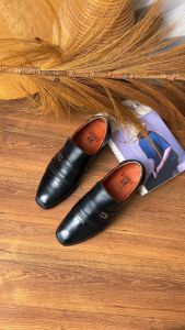 Sepatu Pantofel Pria Formal Man Shoes Classic Ornament Sol Karet Wistara LD610