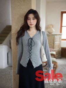 Elegant Korean Style Slim Fit Long Sleeve T-Shirt Beautiful Tie Design Versatile High Waist Bells up to Date for Young Women