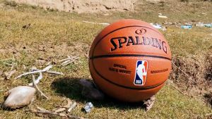 Spalding 74-602Y NBA Golden LOGO indoor outdoor basketball official size 7 PUmaterial training teaching mens match ball