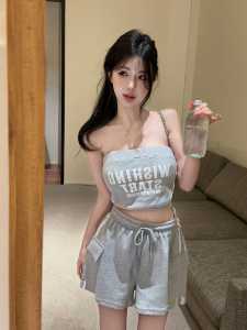 GUZILIAN | Bộ Áo Dán In Chữ Ôm Sát và Quần Short Đùi Rộng
