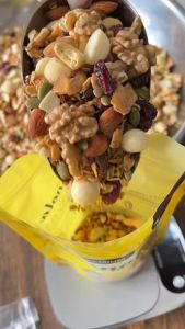 Ngũ cốc giảm cân nướng Mật ong Vanila hiệu Olaben Nutrition Hạt Granola 400g