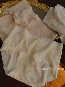 Touchme Ladies Cotton Antibacterial Underwear Breathable Comfortable Mid-Waist Triangle Pants Naked Sensation 3 Pieces