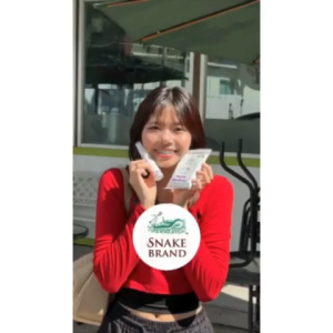 Snake Brand ตรางู คูลลิ่งมิสท์ กลิ่นคลาสสิค 30 มล. 2 ขวด - สเปรย์เย็น บอดี้สเปรย์ Cooling Mist Spray Classic