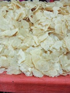 emping mentah ..meninjo  tangkil asli .isi 1kilo . emping asli buatan serang banten