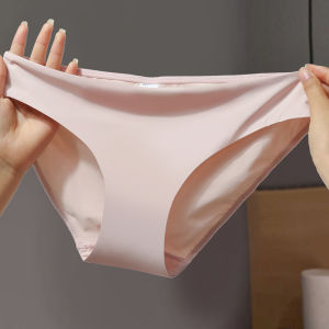 Luxurious Comfortable Low-Waist Ice Silk Womens Underwear Breathable Seamless Large Size Triangle Pants 2026 New Style