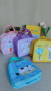Insulated Lunch Bag for Kids Cute Printed Design Lightweight Food Storage Bag for Elementary Students