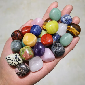 100g คุณภาพสูงธรรมชาติจํานวนมากหินคริสตัลที่มีสีสันธรรมชาติ Tumbled Stones คริสตัล Home Aquarium ตกแต่ง