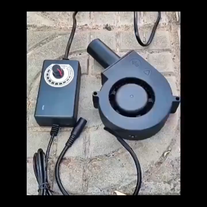 5500RPM พัดลมหอยโข่ง 220V เครื่องเป่าลมแบบพกพา ลมแรง เสียงเบา การถ่ายเทอากาศอย่างมีประสิทธิภาพ สามารถปรับความเร็วพัดลมได้