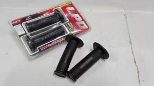 หลักสิบ! หนังนิ่มLPDสีดำ ปลอกแฮนด์/ปลอกมือรถมอเตอร์ไซค์ทุกรุ่น