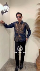 KEMEJA BATIK PRIA LENGAN PANJANG MOTIF LAYANGAN MERAH SERIES KEMEJA MEWAH