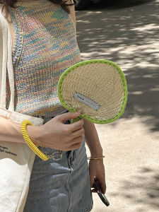 CHIGUASHAONV | Mini Handwoven Ancient Style Fan