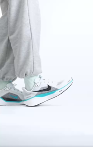 Giày chạy bộ Pe ggsus 41 nhẹ bền và phản hồi cực nhanh