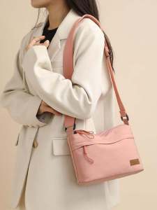 กระเป๋าเป้สะพายหลังผ้า Oxford สำหรับผู้ชายและผู้หญิง กระเป๋าสะพายข้างแบบสะพายข้างแบบลำลอง ทรงสี่เหลี่ยมเล็ก วัสดุไนลอน