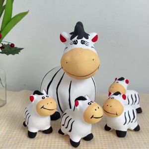 ตุ๊กตาเซรามิค ตุ๊กตาเซรามิคแต่งสวน ขนาด สูง 3.5-8 นิ้ว ยาว 3-6 นิ้ว 1 ชุด 5 ชิ้น ตุ๊กตาม้าลาย ตุ๊กตาแต่งสวน