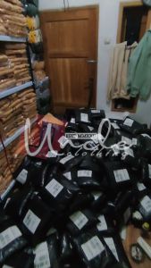Jaket Zipper Distro Uncle.Clothing Warna Putih - Sweater Resleting - Baru 2024 - Murah Keren - Jaket Kekinian -Bisa Cod