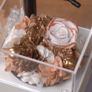 【Local Seller】Gramophone Music Box Preserved Flower Rose Eternal Flower for Wedding Birthday Anniversary Xmas Gifts