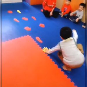 Mat Pelatihan Anak: Mainan Tangan & Kaki untuk Latihan Motorik & Sensorik