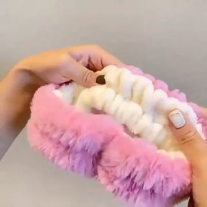 Băng đô gấu dâu hồng đậm nhạt chun co giản siêu bền - Mely T1-60